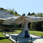 Пам'ятник болгарським льотчикам в Несебрі - Болгарія