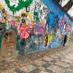 Стіна Джона Леннона - Прага - Чехія