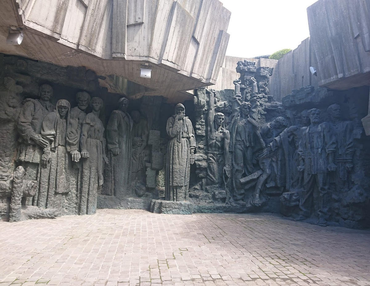 Батьківщина-мати, Київ. Готелі поруч, фото, відео, як добратися ...