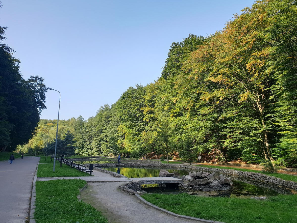 Парк Погулянка, Львів. Готелі поруч, фото, відео, як добратися ...