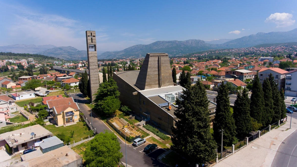 Церква Святого Серця Ісуса - Подгориця - Чорногорія