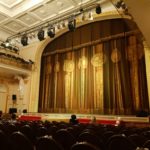 музично-драматичний театр - Дніпро - Україна